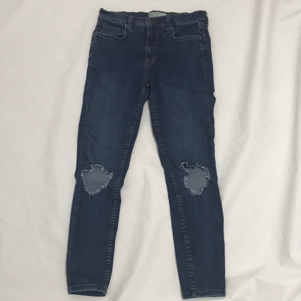 Free People Busted Knee Skinny Jeans Womens Size 28